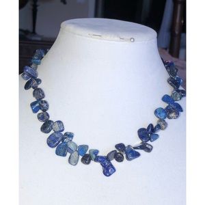 Lapis Lazuli Gemstones (280.00 cts) in Sterling Silver Necklace